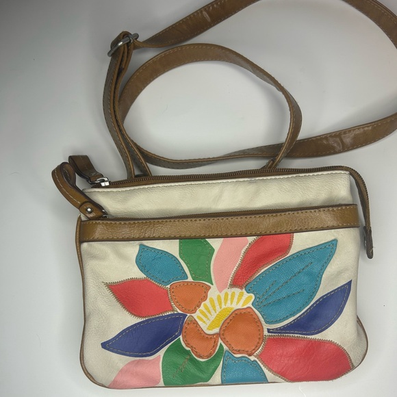 Relic Handbags - Relic Multicolor Floral Crossbody Bag with Tan Accents